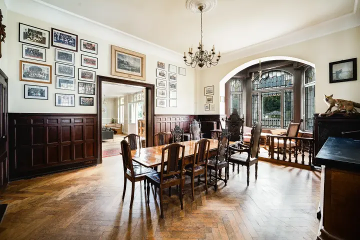 Unser Conventszimmer mit Ahnengalerie